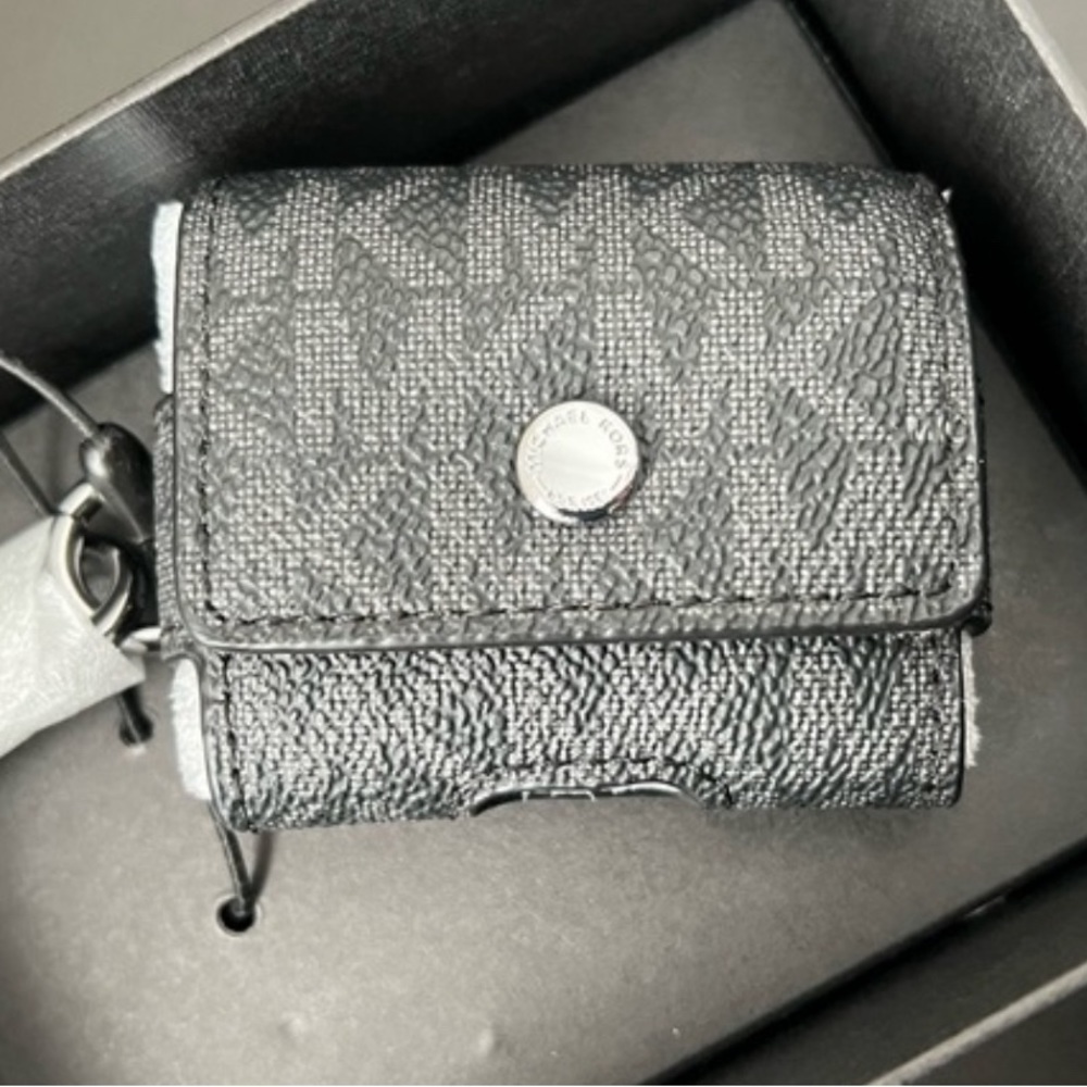 $250 Retail NWT Michael Kors Flight Travel Boxed Kit - Picture 9 of 10